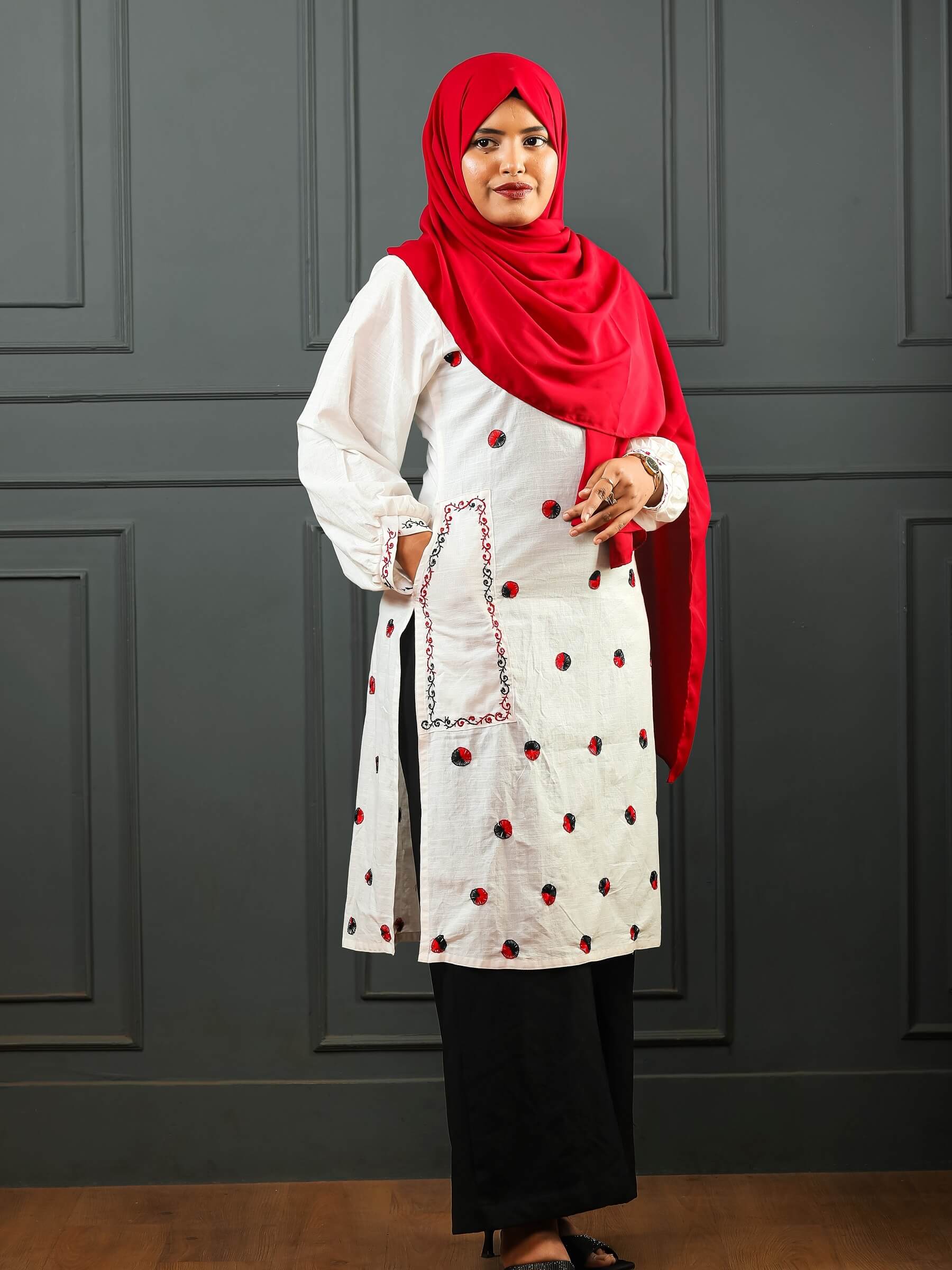 Dot Handstitched Ladies Panjabi Dot Handstitched Ladies Panjabi