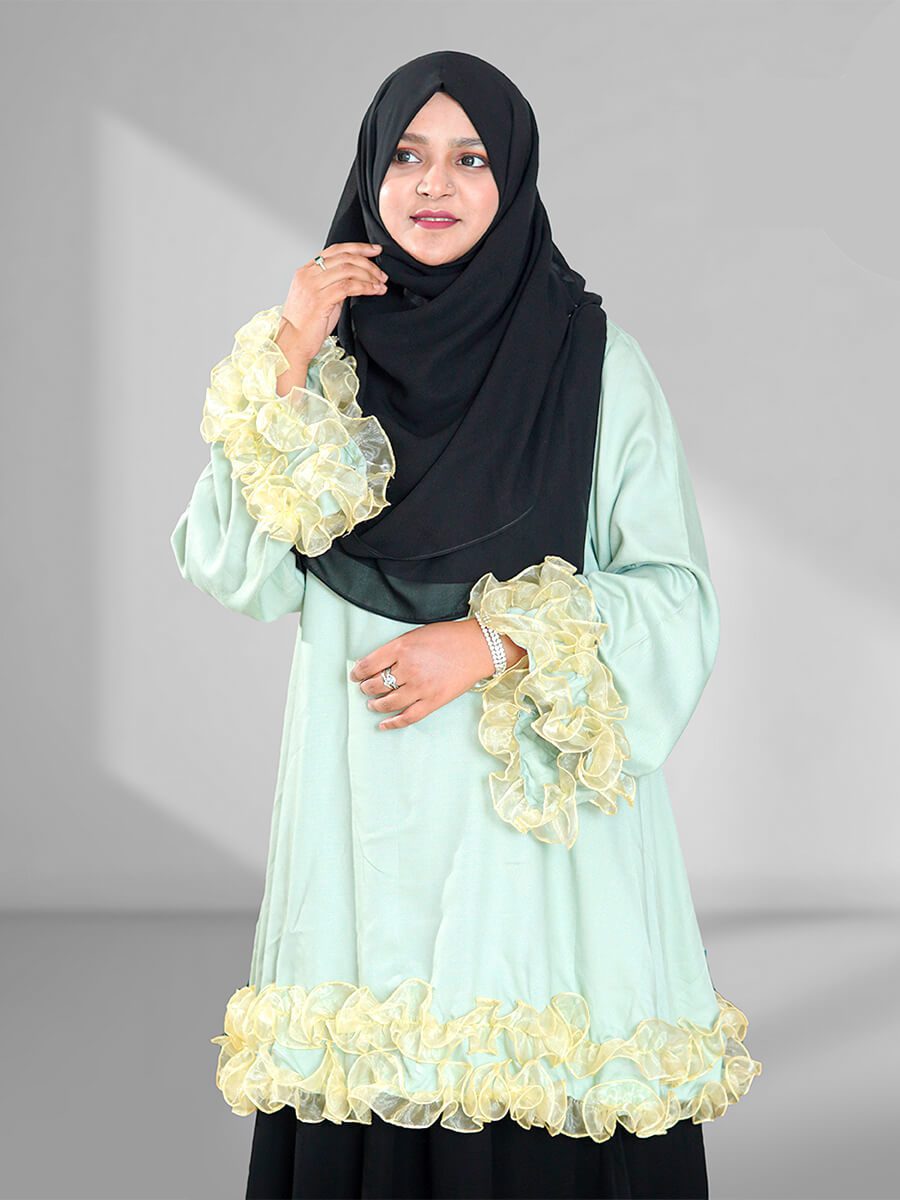 Soft Paste Flappy Sleeves Tops & Skirt Set Soft Paste Flappy Sleeves Tops & Skirt Set
