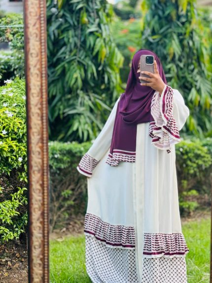 Keffiyeh Abaya with Hijab