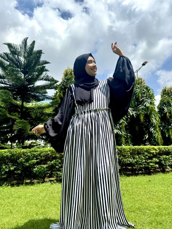 Modest Abaya, Secret Abaya, Eyeline Abaya, Stripe Abaya, Soft Georgette